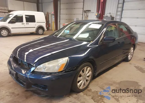 2007 Honda Accord 3.0 Se from USA, damaged, VIN 1HGCM66417A083202